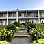 Fleetwood Inn & Suites