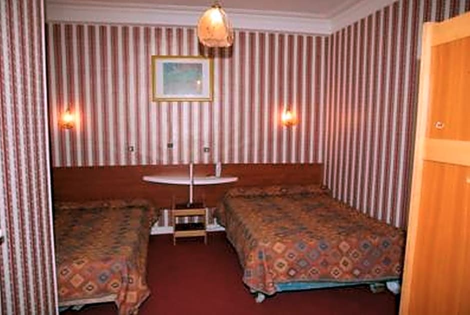Sully Hotel