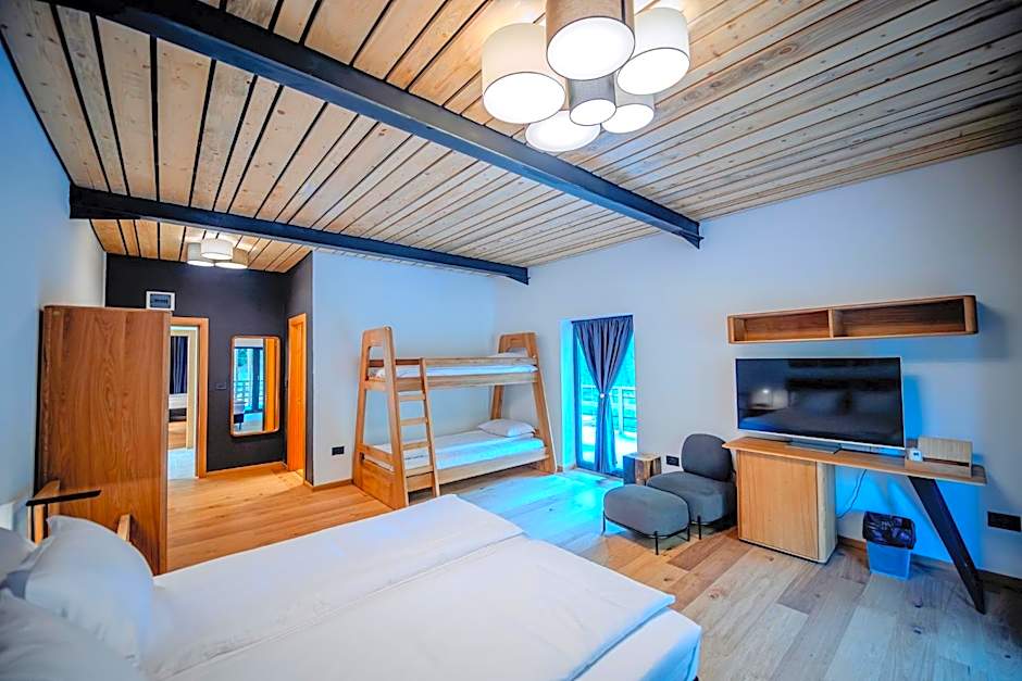 Complexul Turistic Cheile Butii