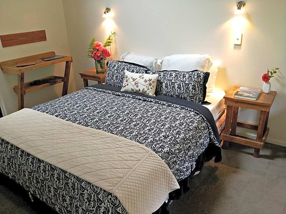 River Valley Lodge