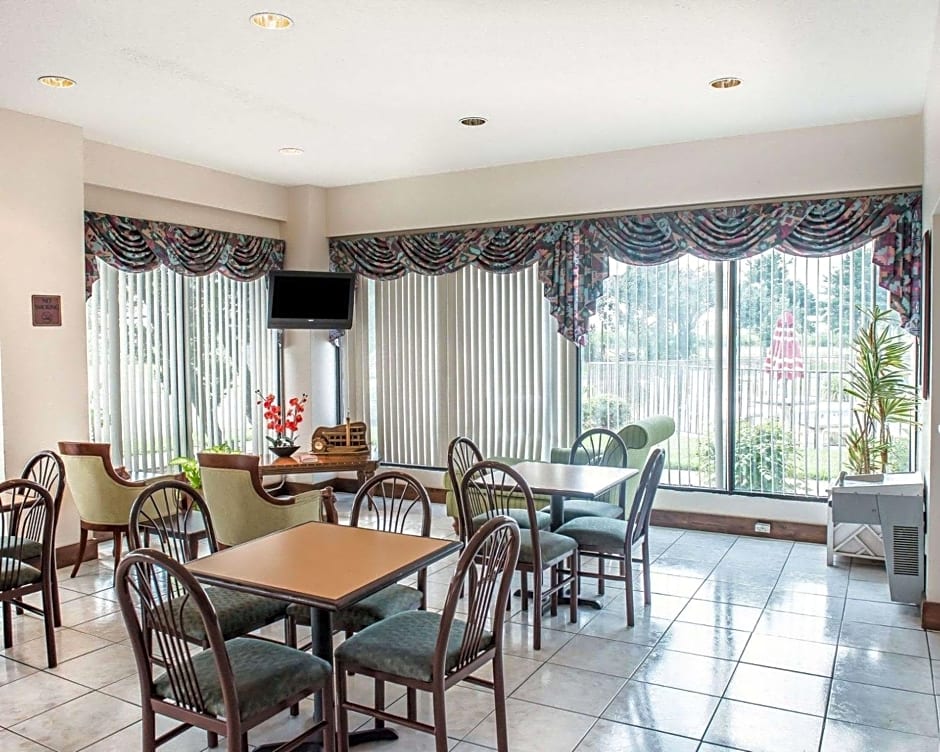 Quality Inn Marianna South