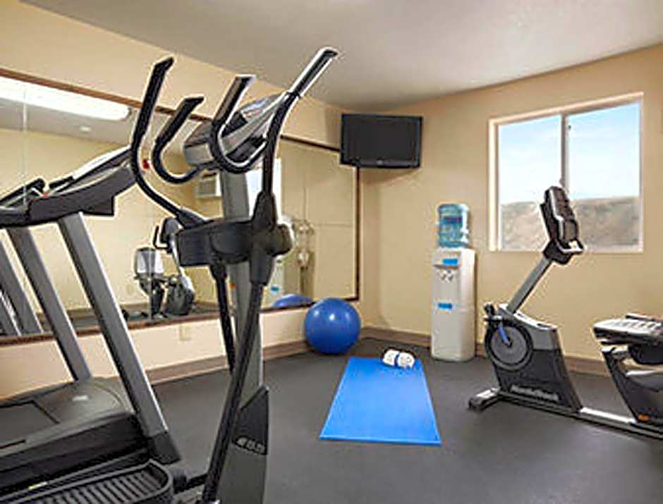 Days Inn & Suites by Wyndham Gunnison