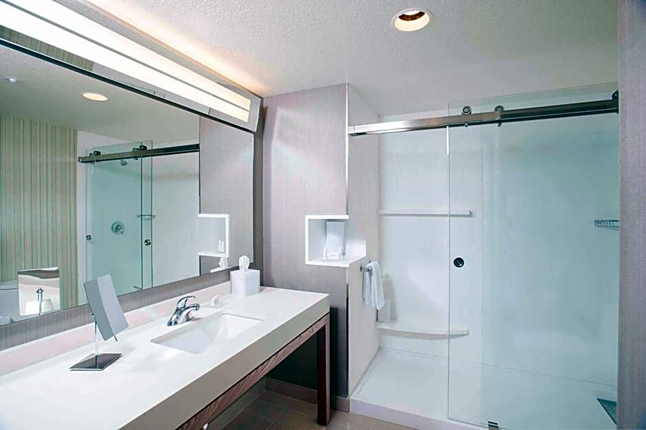 Courtyard by Marriott Redwood City
