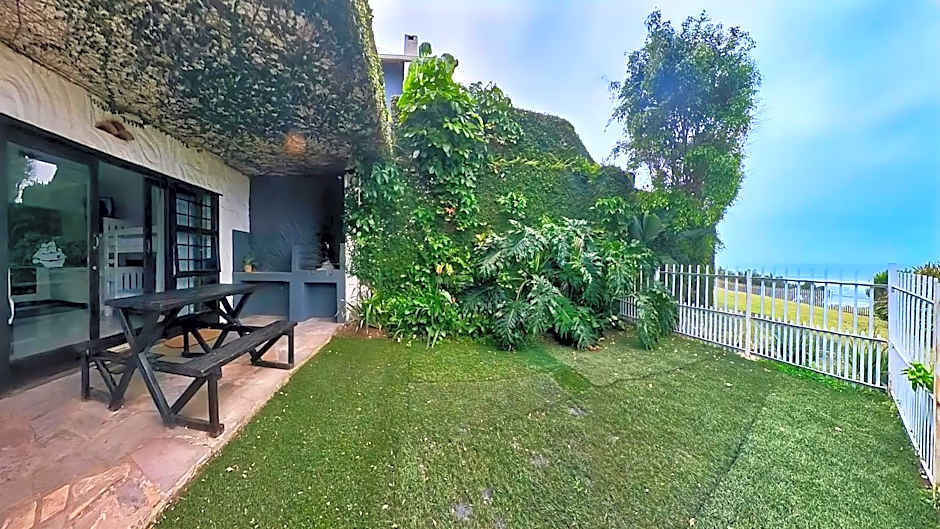 Gracelands Beach Lodge