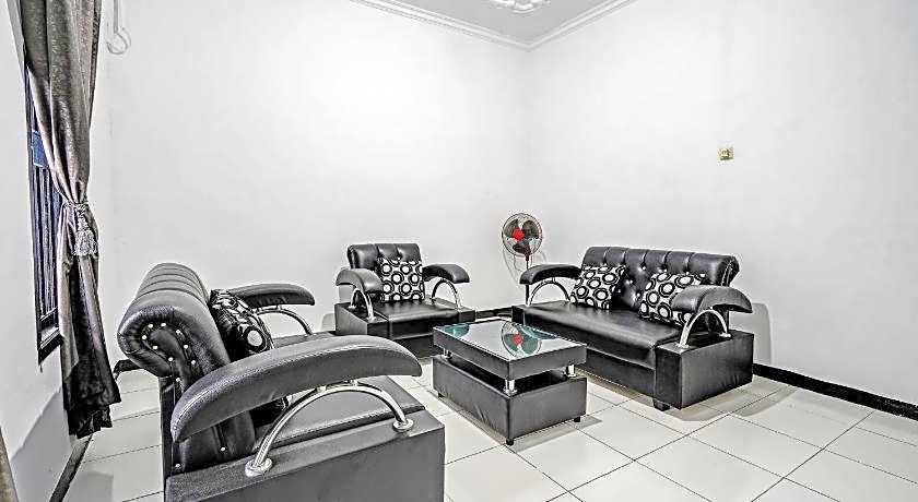 OYO 91334 Permata Papua Guest House