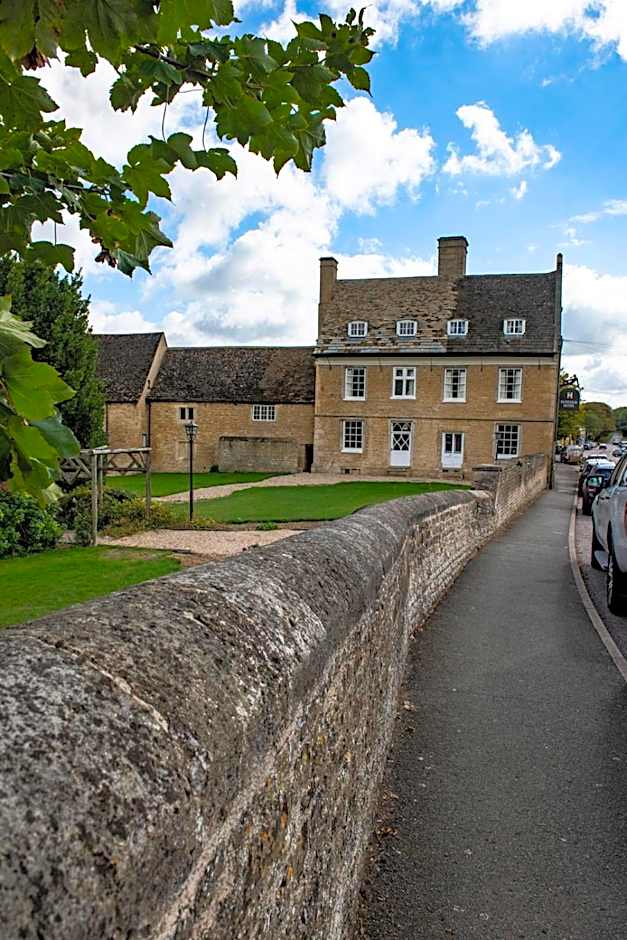 The Haycock Manor Hotel