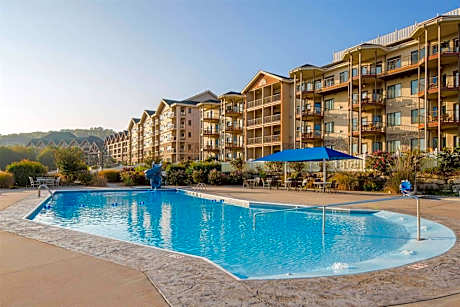 Hilton Grand Vacations Club Paradise Point Branson