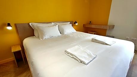 Deluxe Double or Twin Room with Balcony