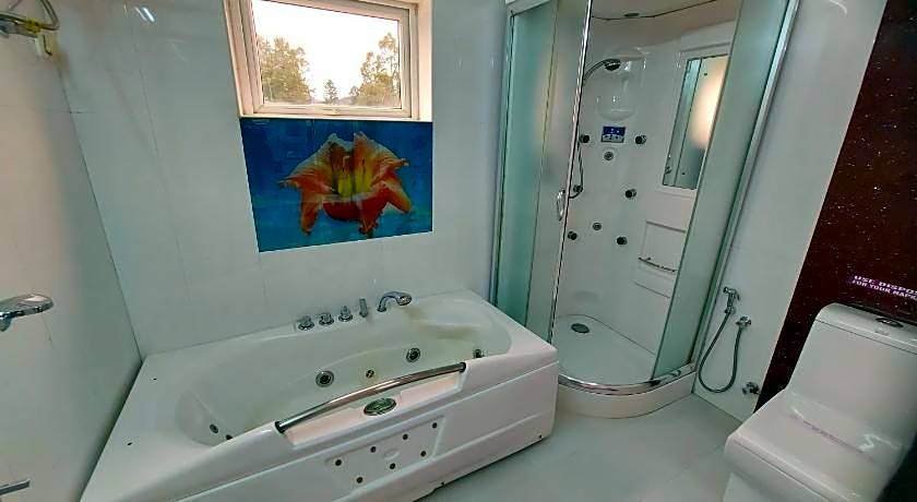 Hotel Astoria Residency