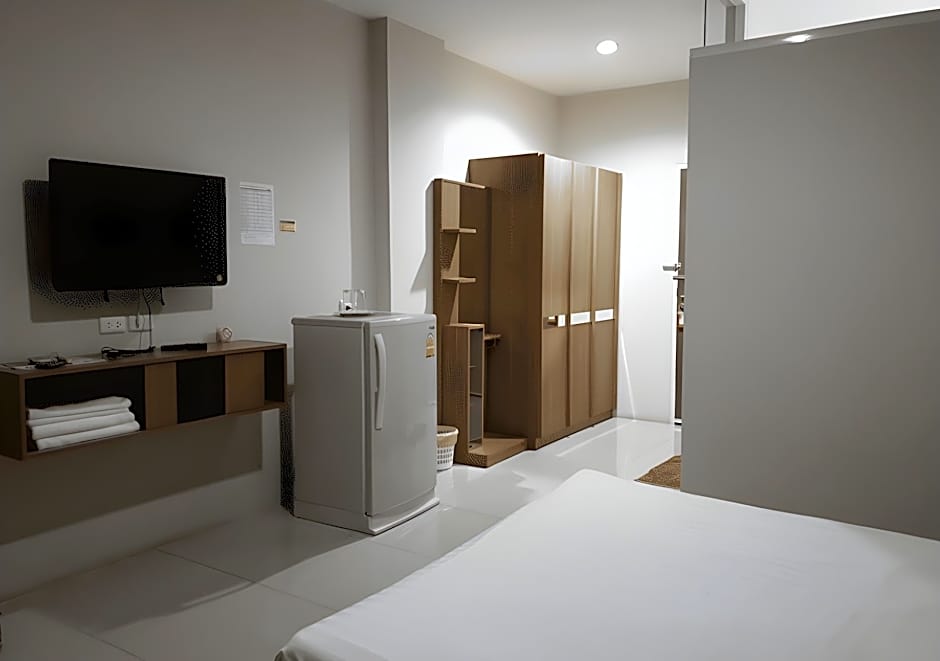 Paru Ville (service apartment)