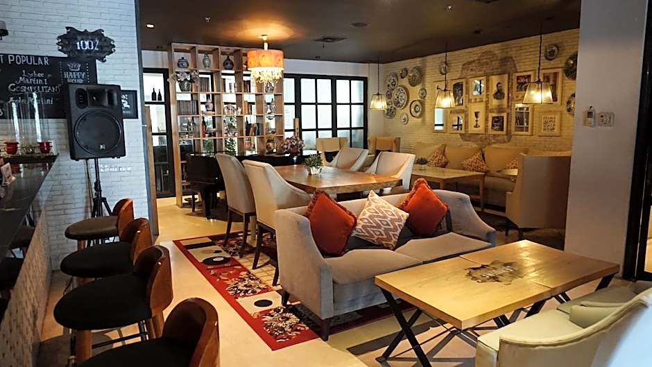 Roosseno Plaza Serviced Apartment