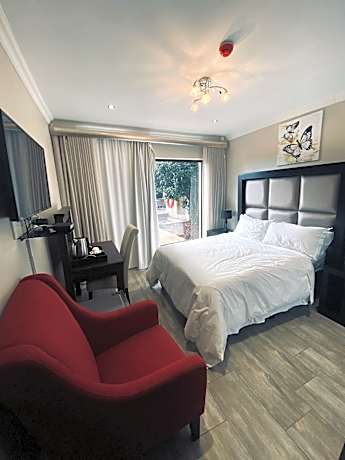 Double Room with Private Bathroom