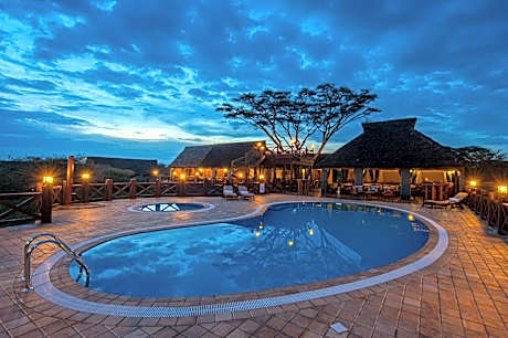 Lake Ndutu Luxury Tented Lodge