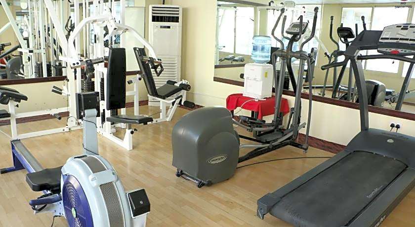 Pars International Hotel