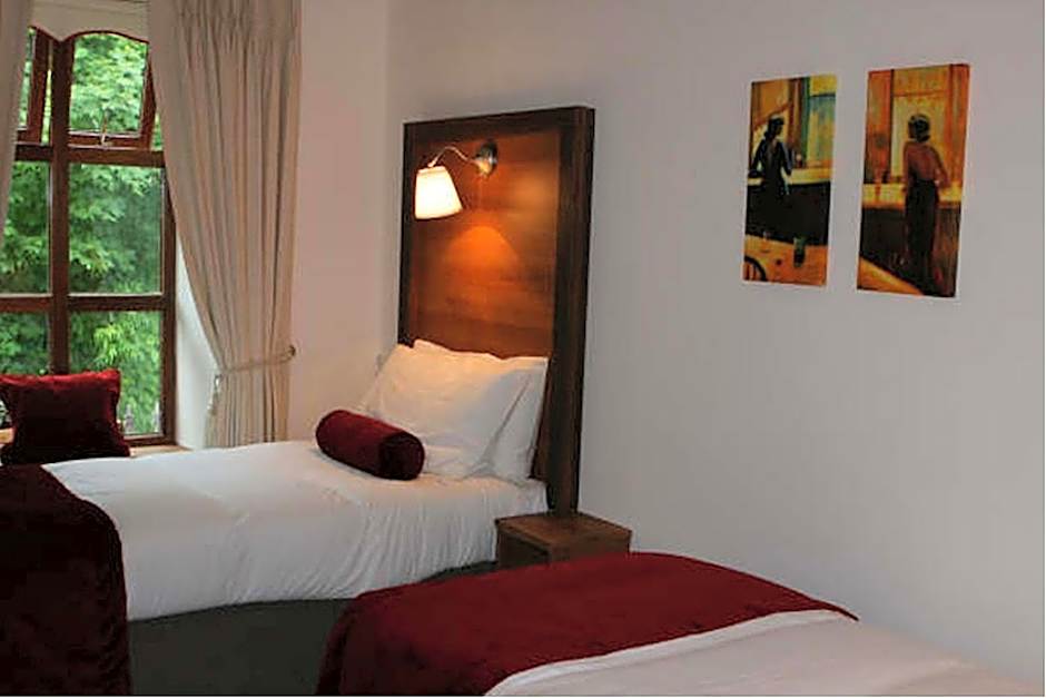 Ravine Hotel