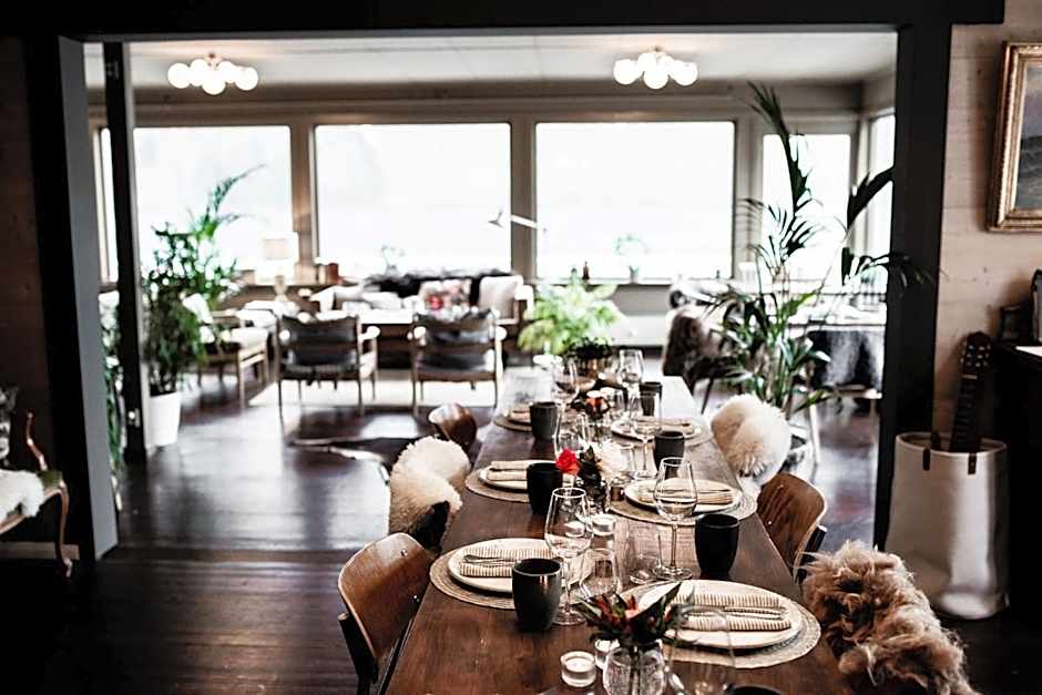Fjærland Fjordstove Hotell - Huseby Hotelldrift AS