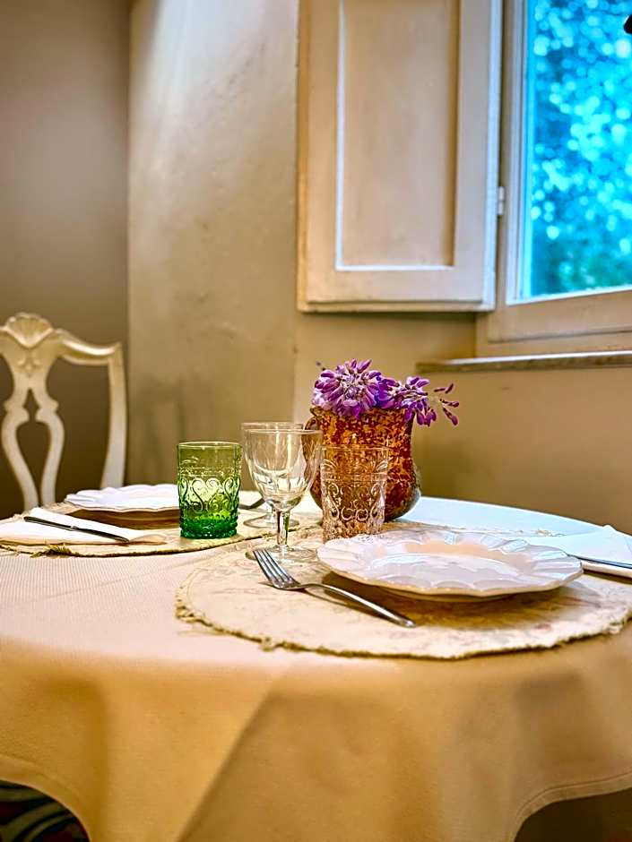Villa La Dogana B&B di Charme - Historic Villa with a beautiful garden - private parking