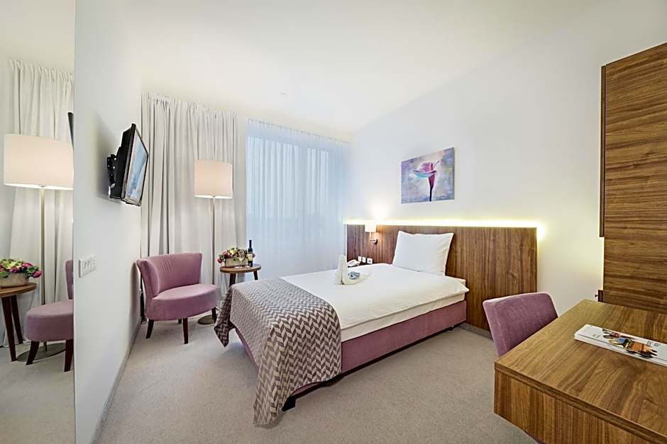 Hotel Garden Hill