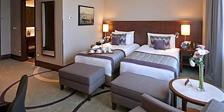 Club Room 2 Single Beds Non-Smoking