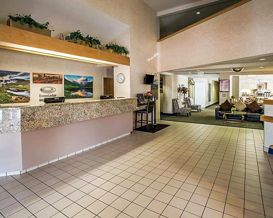 Econo Lodge Denver International Airport