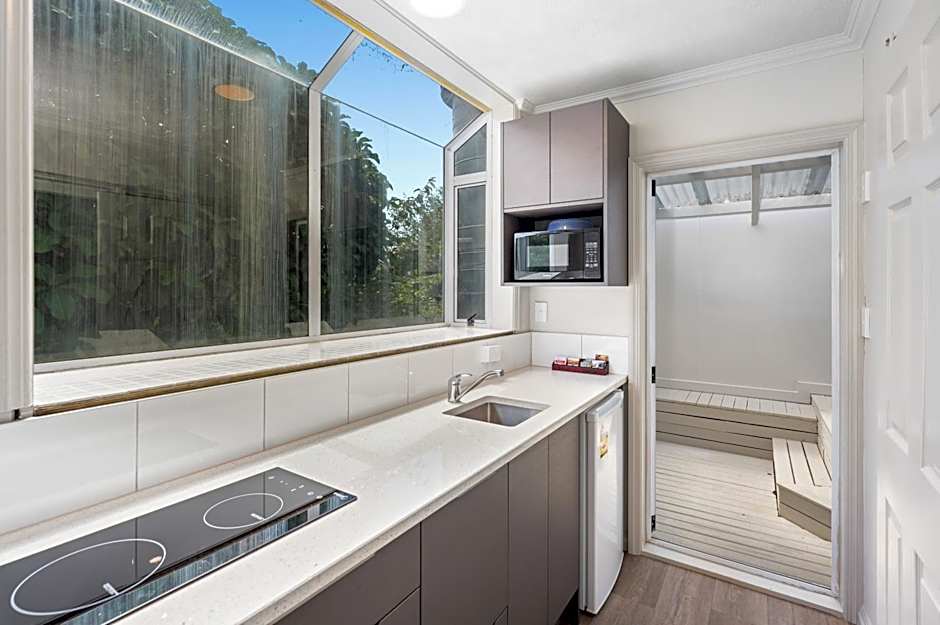 Ashleigh Court Motel