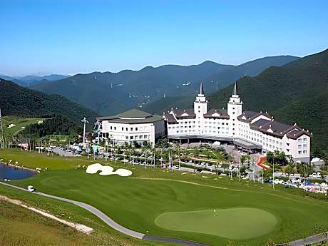 High1 Palace Hotel & CC (High1 Hotel&CC)