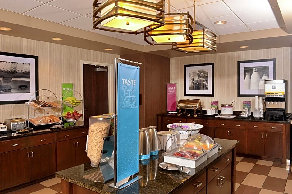 Hampton Inn By Hilton Springfield-Southeast