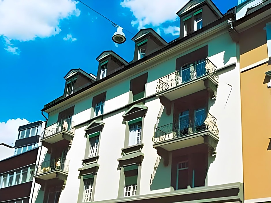 EMA House Serviced Apartments - Superior Standard - Unterstrass