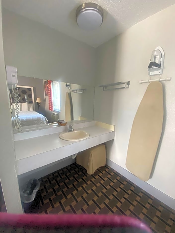 Budget INN At The Heavenly Gondola