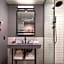 Moxy Portland Downtown