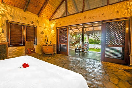 One-Bedroom Bungalow