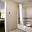 Days Inn & Suites by Wyndham Stuttgart