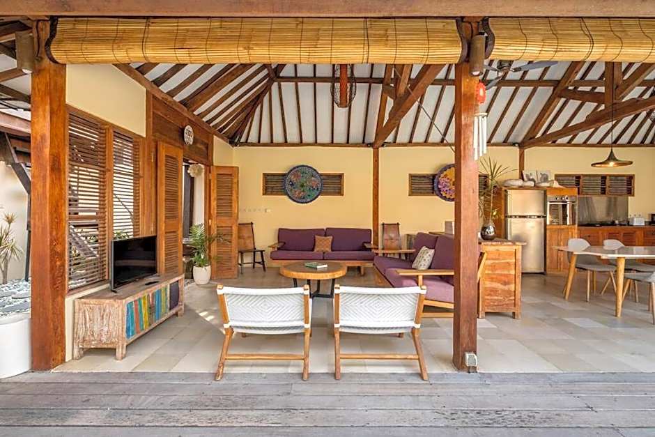Gorgeous 4 BR Villa in Canggu