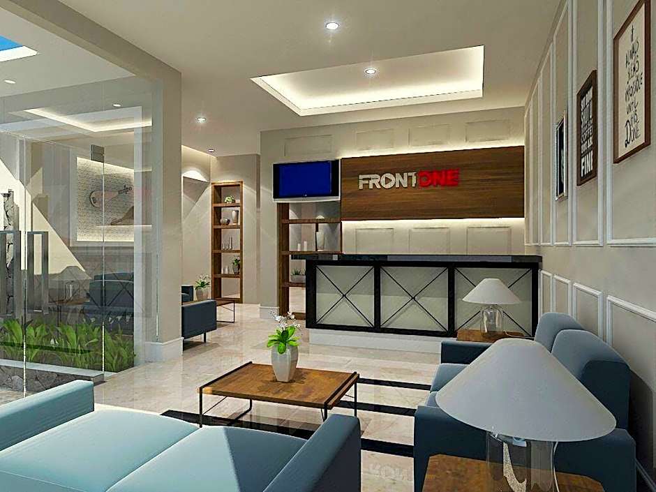 Front One Boutique Brani Solo