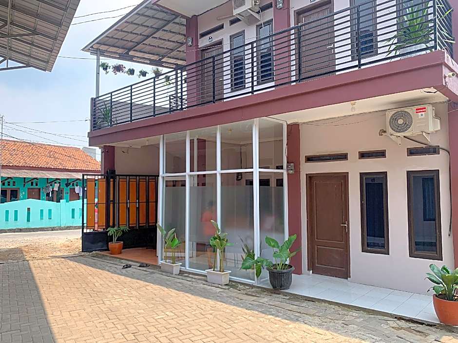 RedDoorz near FKIP UNTIRTA Serang