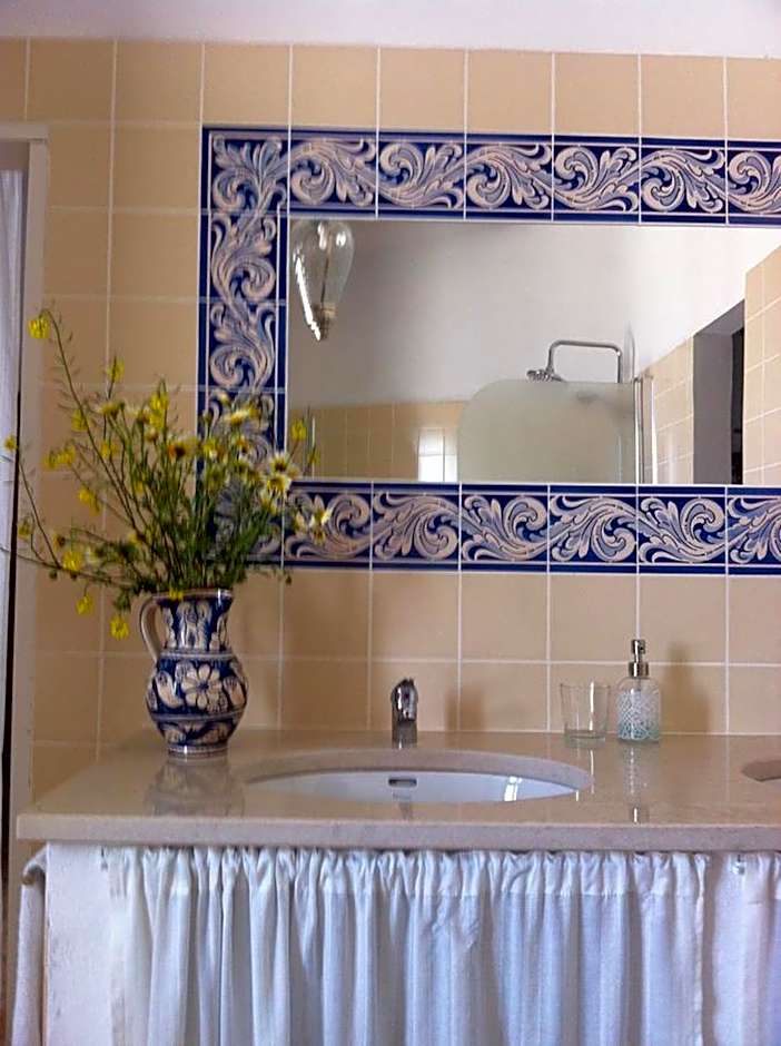 Casa Largo do Poço Guesthouse