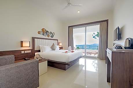 Lance Silver Falls Resorts