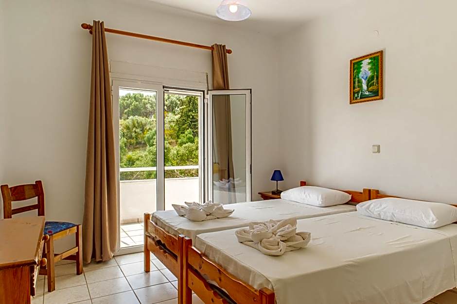 Amazona Apartments and Studios