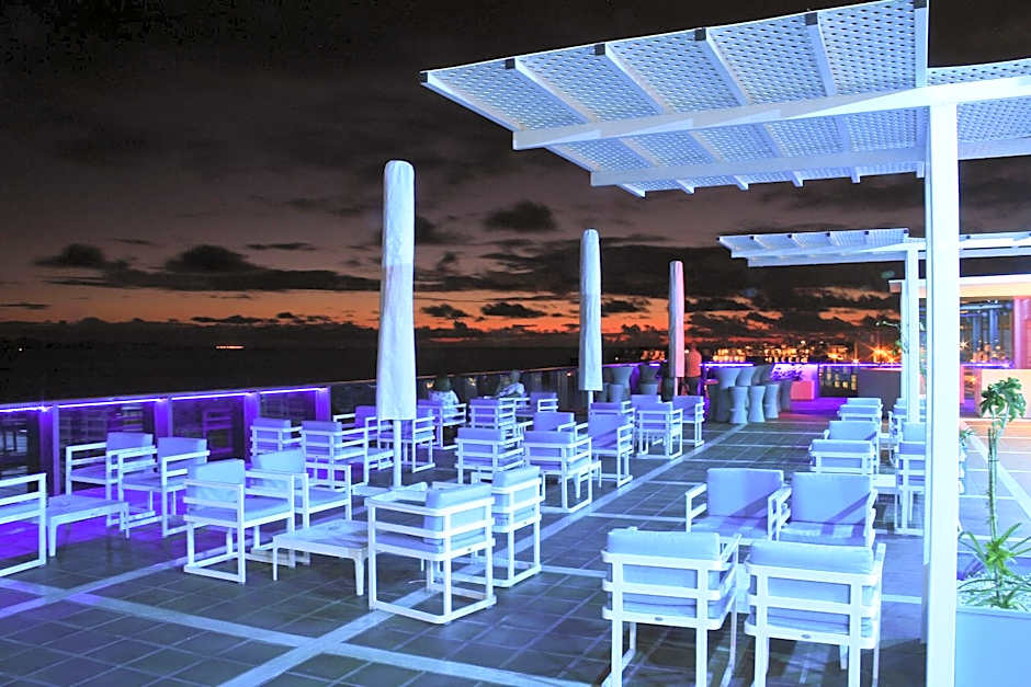 Sandos Papagayo