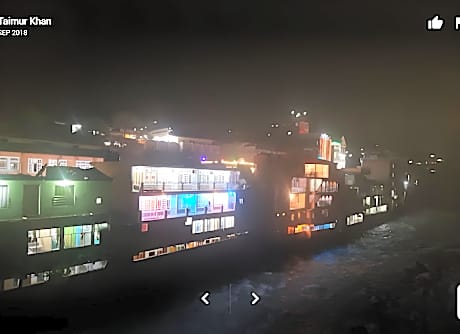 Imran Pearl Hotel Bahrain Swat