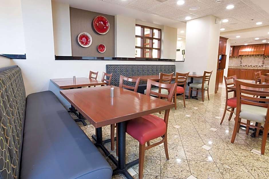Drury Inn & Suites Joplin