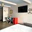 Hotel McCoy - Art, Coffee, Beer, Wine