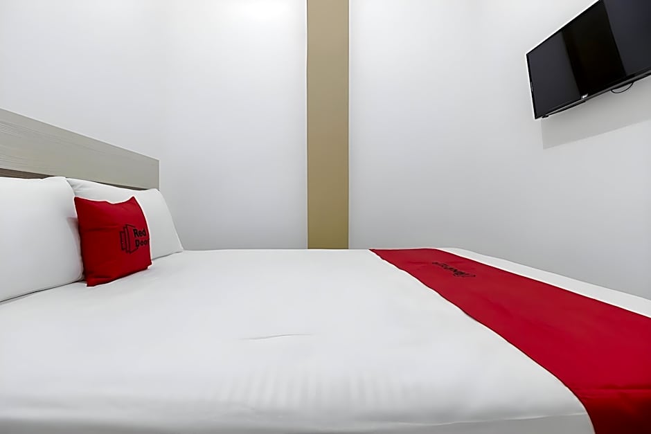 RedDoorz @ Tara Homestay Palembang
