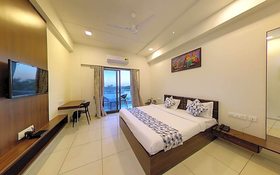 Photo 1 of 11 of Luxury, Balcony