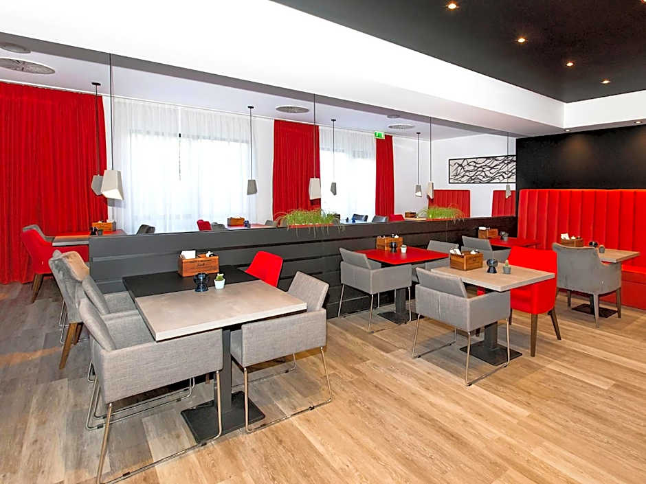 DORMERO Hotel Zürich Airport