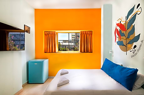 Grand Family room capacity 4