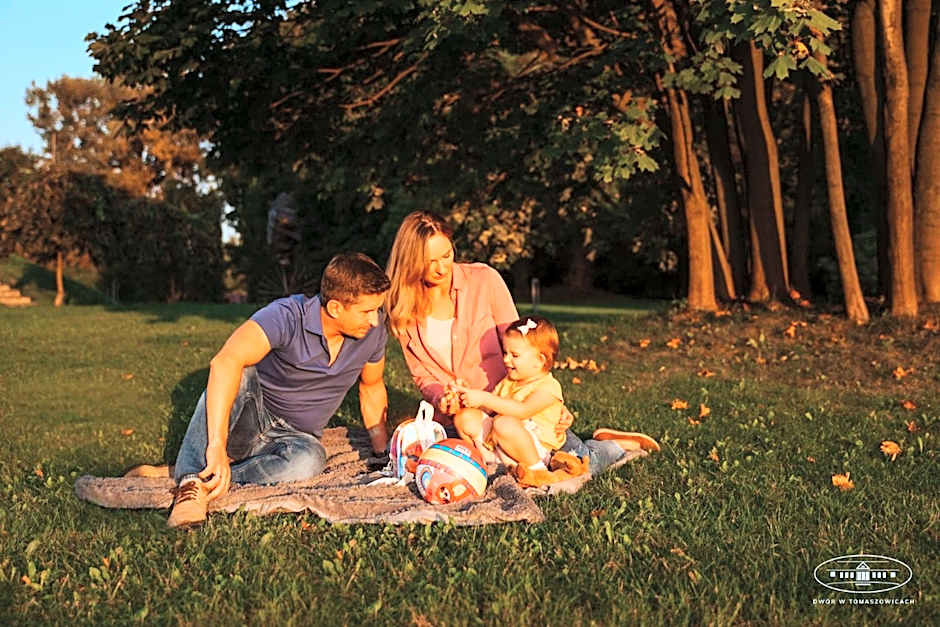 Dwór w Tomaszowicach