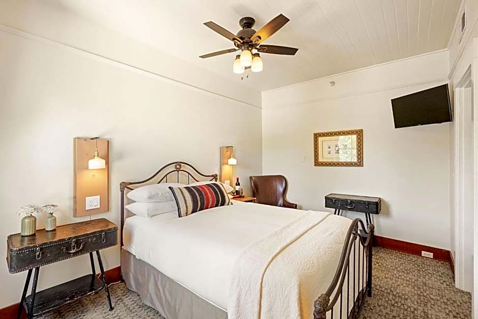 Sonoma Hotel