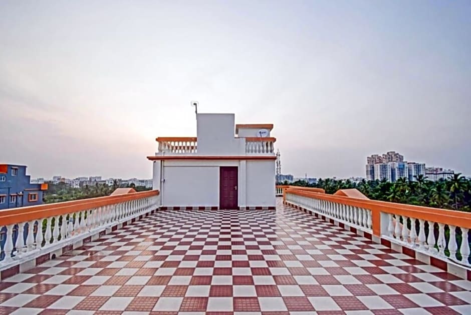 Goroomgo Jheel Mahal New Town West Bengal