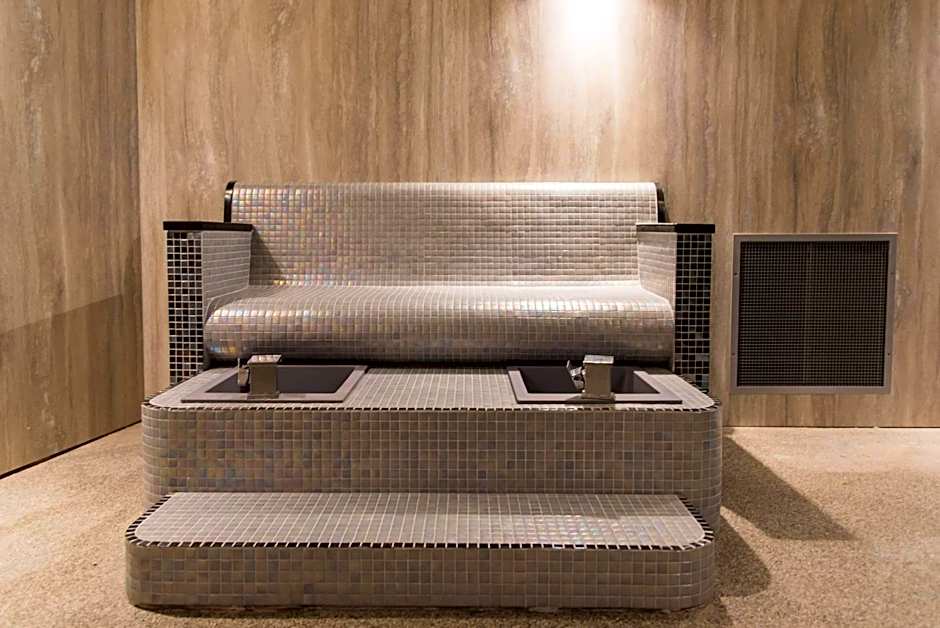 No 47 Marine Terrace